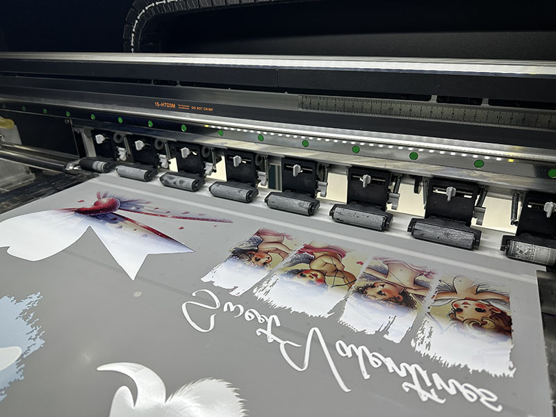 24 Inch 4PCS I3200-A1 Printheads T604 DTF Printer 1